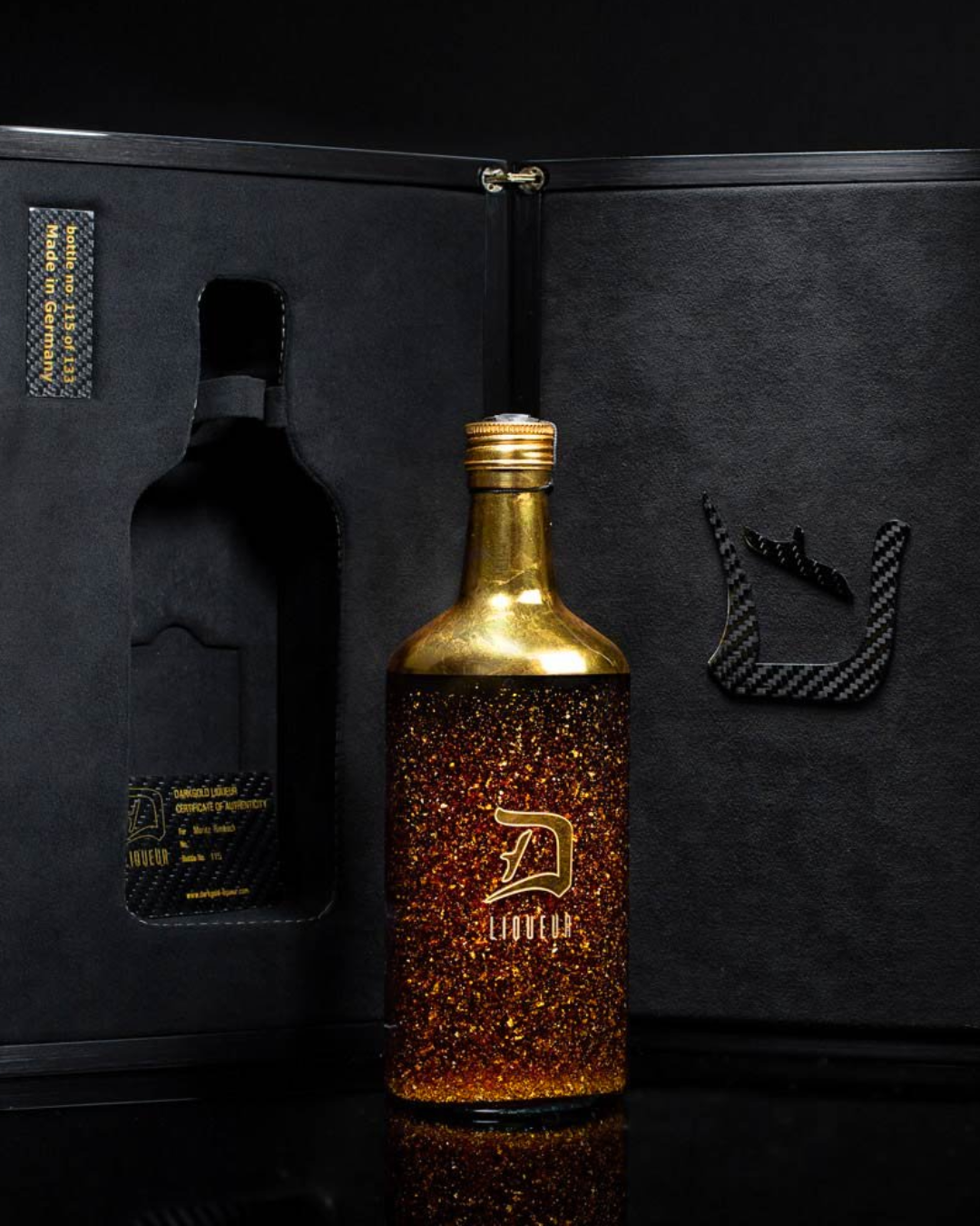 Darkgold Premium Likör mit 24 Karat Gold 700ml